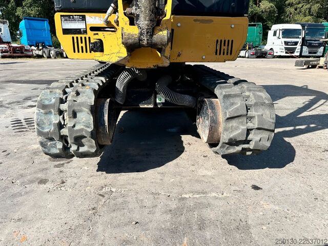 Mini excavator CATERPILLAR 301.8C Gummikette / 2 Löffel / Schwenkschaufel