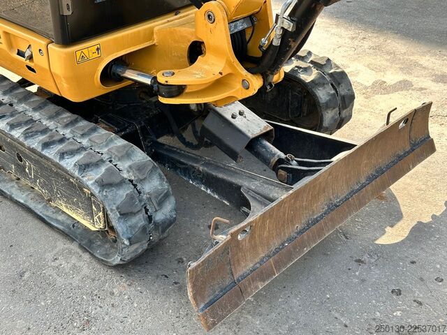 Mini excavator CATERPILLAR 301.7D Gummikette / 2 Löffel / Schwenkschaufel