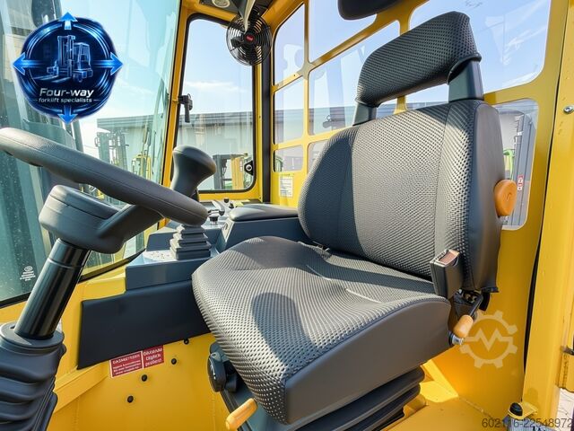 Chariot élévateur multidirectionnel Combilift C4000ET TRIPLEX 6350 WIDE FORK POSITIONE