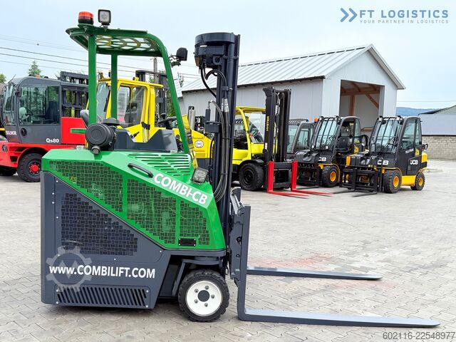 Chariot élévateur multidirectionnel Combilift CB3000 / TRIPLEX 4900MM / FREE LIFT