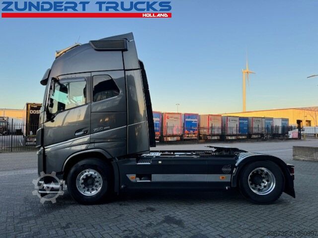 Standard SZM Volvo FH16-750 GLOBETROTTER XL, IPARCOOL , 2 TANKS, 2...