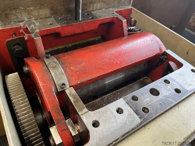 Prasa do precyzyjnego wykrawania Feintool GKP-F100