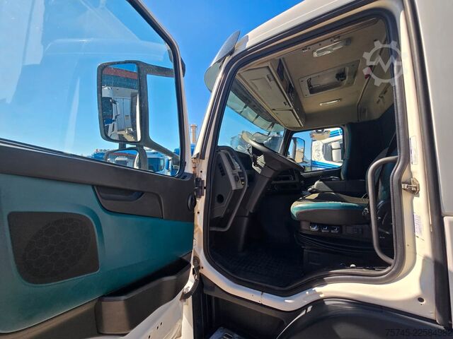 Refrigerated truck VOLVO FM 460 * FRIGOBLOCK *VOLLLUFT*LBW 2.5T PALFINGER