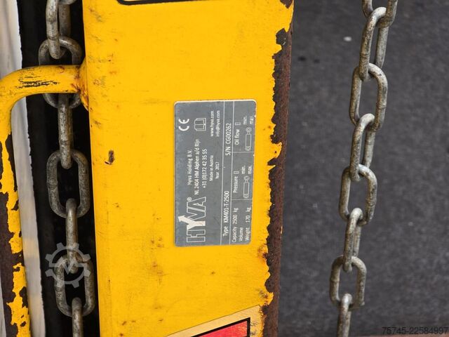 Truck mounted crane MAN TGS 26.360 *  HYVA-KRAN * 19.3M * FERNBEDIENUNG