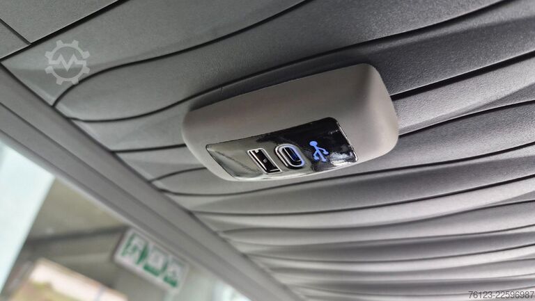 รถมินิบัส MERCEDES-BENZ Sprinter 519 29 SchlafsesselVorlauffahrzeug