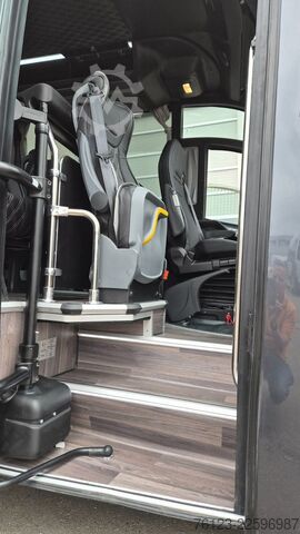 รถมินิบัส MERCEDES-BENZ Sprinter 519 29 SchlafsesselVorlauffahrzeug