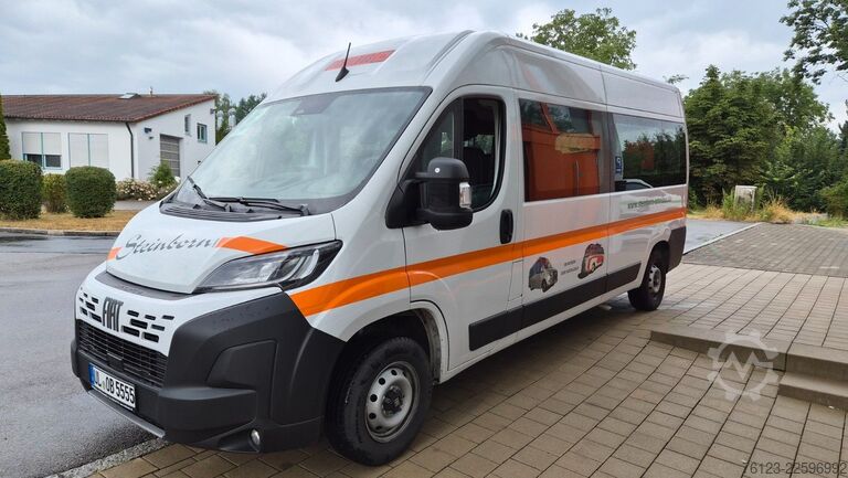 รถมินิบัส FIAT Ducato 9 Sitzer Mobility Airlineboden Rolli