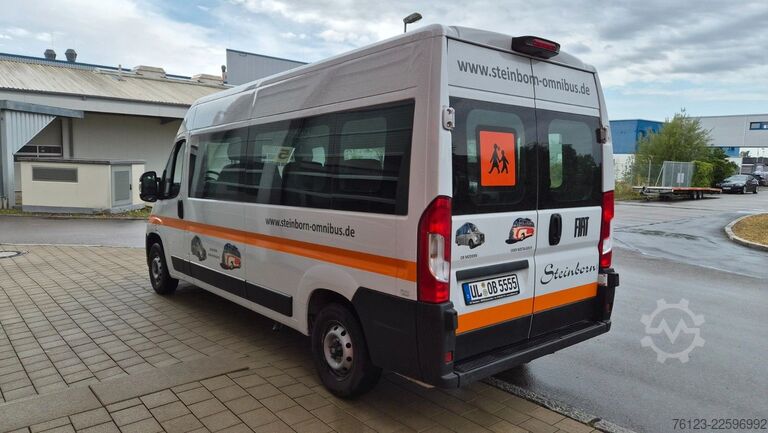 รถมินิบัส FIAT Ducato 9 Sitzer Mobility Airlineboden Rolli