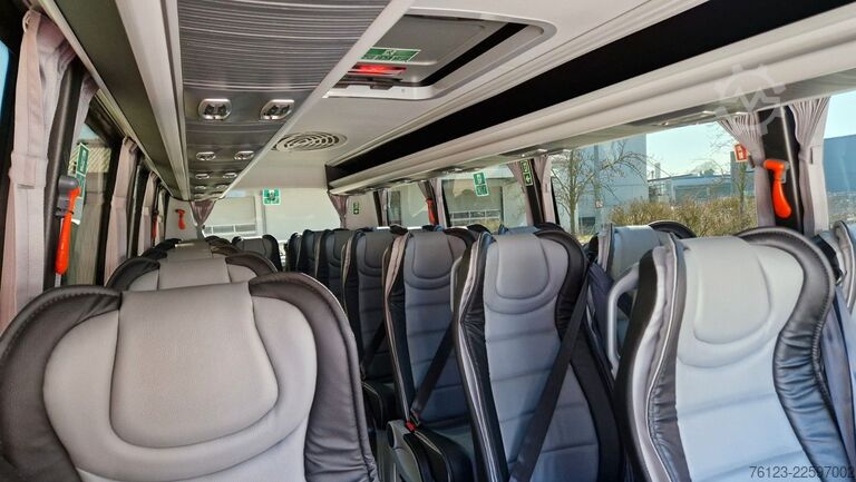 รถมินิบัส MERCEDES-BENZ 519 Sunset S 4 Ferqui Chasis 907 Vorlauffahrzeug