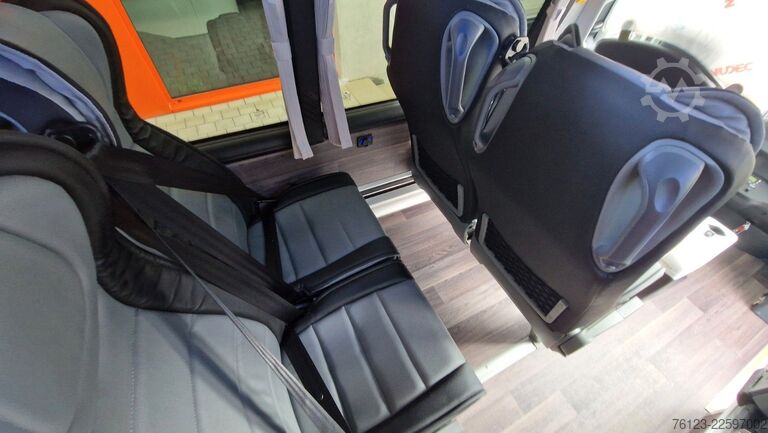 รถมินิบัส MERCEDES-BENZ 519 Sunset S 4 Ferqui Chasis 907 Vorlauffahrzeug