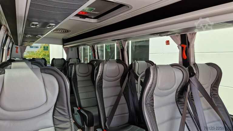 รถมินิบัส MERCEDES-BENZ 519 Sunset S 4 Ferqui Chasis 907 Vorlauffahrzeug