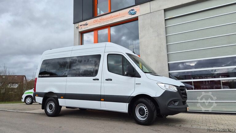 รถมินิบัส MERCEDES-BENZ Sprinter Elektro 9 Sitzer Bürgerbus