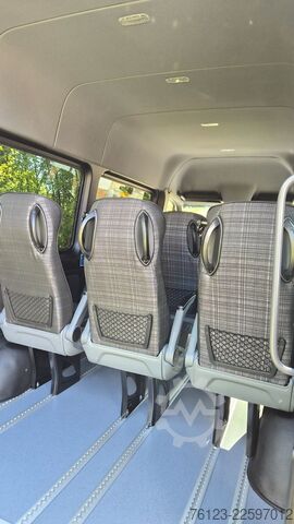 รถมินิบัส MERCEDES-BENZ Sprinter Elektro 9 Sitzer Bürgerbus