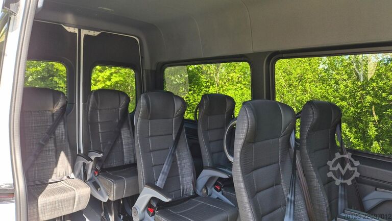 รถมินิบัส MERCEDES-BENZ Sprinter Elektro 9 Sitzer Bürgerbus