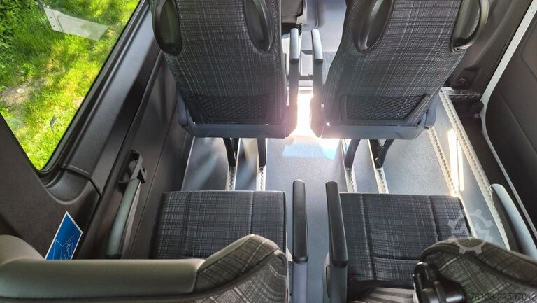 Microbuz MERCEDES-BENZ Sprinter Elektro 9 Sitzer Bürgerbus