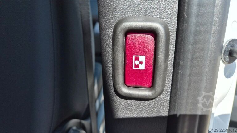 Microbuz MERCEDES-BENZ Sprinter Elektro 9 Sitzer Bürgerbus