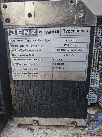 Tocător de lemn Jenz Ba 725 diesel