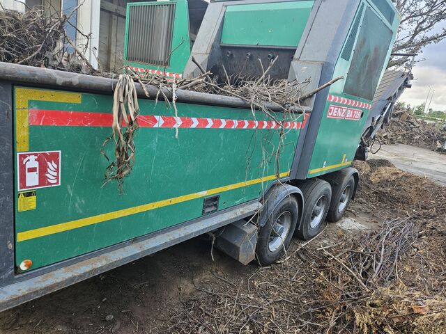 Tocător de lemn Jenz Ba 725 diesel
