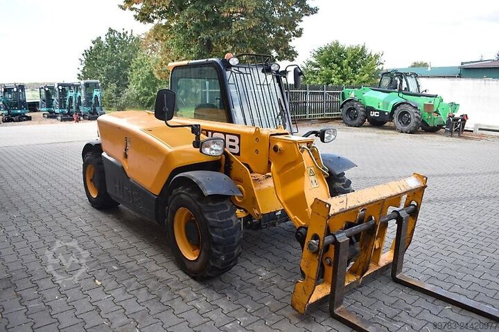 Teleskoplæsser JCB 525-60