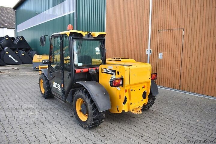 Teleskoplæsser JCB 525-60