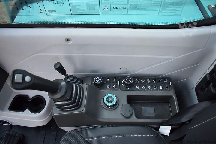 Retroescavadora Sunward SWE90UF 2PB