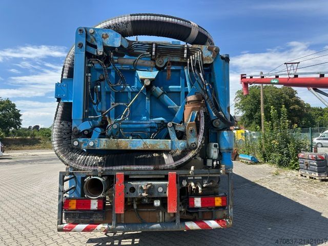 Vacuum tank truck MERCEDES-BENZ Actros 4140 K 8x4 / RSP 32-7 Saugbagger