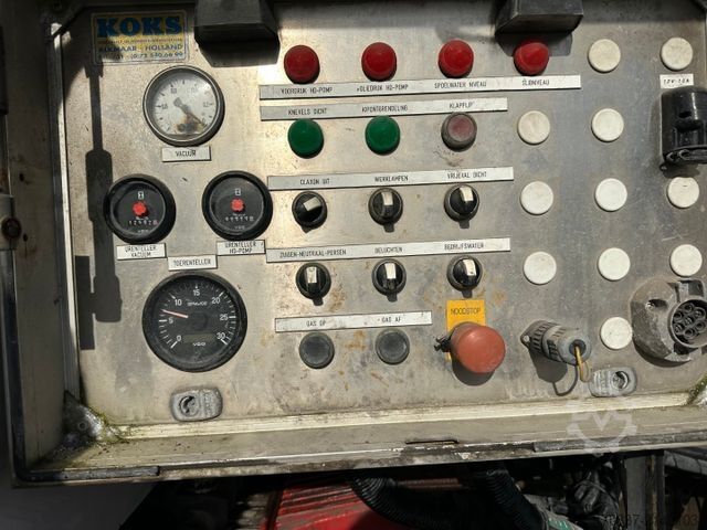 Vakumska cisterna MERCEDES-BENZ Actros 4141 K / 8x4 / KOKS Kombi