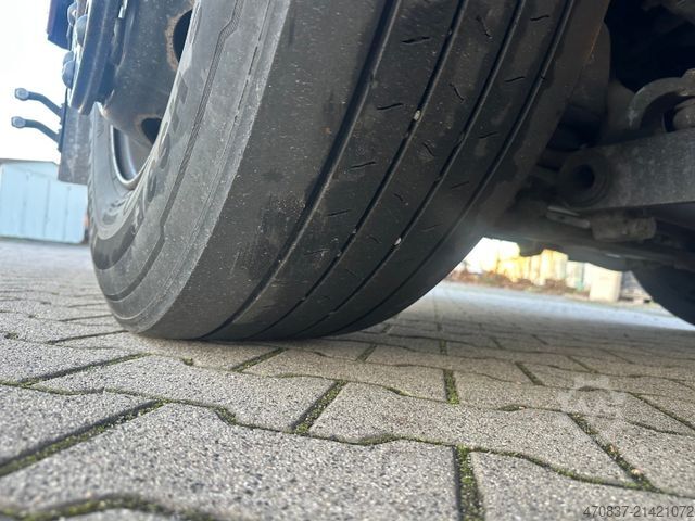 Камион за превоз на добиток MERCEDES-BENZ Actros 2563 / Kaba 3 x Stock 50 m²