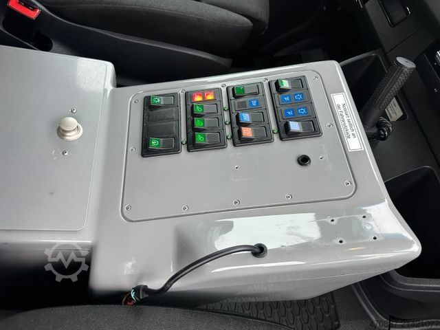 Пожежна машина MERCEDES-BENZ Sprinter 519 CDI / WAS + Trage