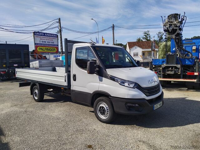 Box van Iveco DAILY 35S16