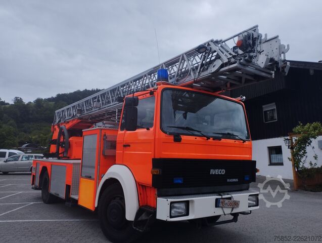 Truk pemadam kebakaran Iveco Magirus 140-25 A DLK 23/12 TÜV neu