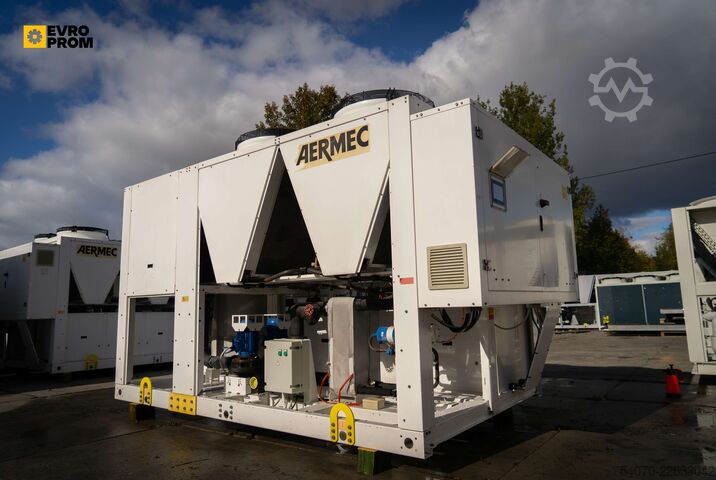 Kältemaschine New Industrial Chiller AERMEC - 217 KW | With warranty