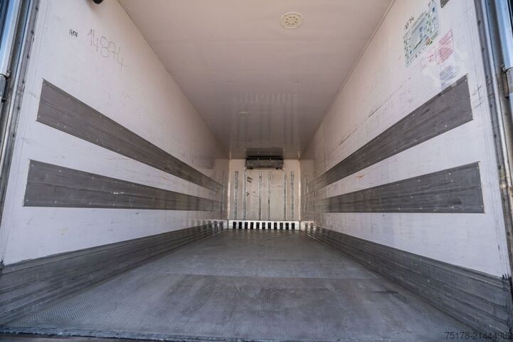 Транспортиране в хладилник/замразено VOLVO FLH 290 +CARRIER