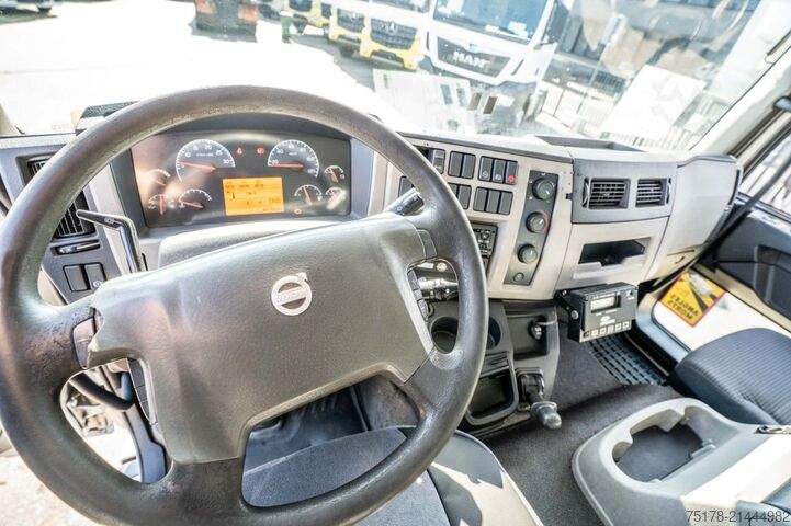 Транспортиране в хладилник/замразено VOLVO FLH 290 +CARRIER