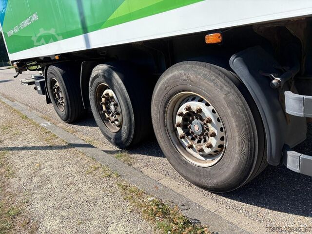 Koffer Schmitz SKO 24 ISO Box / SAF Axles / Steering Axle / Li...