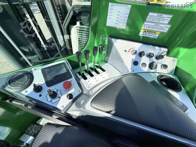 四方向フォークリフト Combilift C4500 DIESEL 4900 TRIPLEX FREE-LIFT TOP1