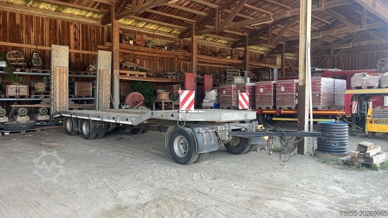 عربة مسطحة منخفضة نصف مقطورة Fliegl DTS 300