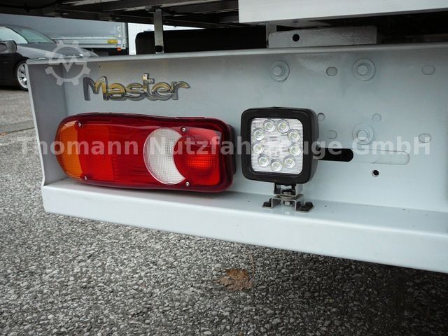 Furgon cu prelată laterală RENAULT Pritsche Plane mit Schlafkabine