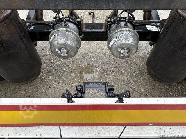 Chasis de intercambio de remolques Schwarzmüller Verzinkt+Breitreifen+lange Federbälge