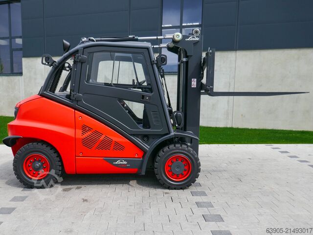 Dyzeliniai krautuvai Linde H 50-02/600