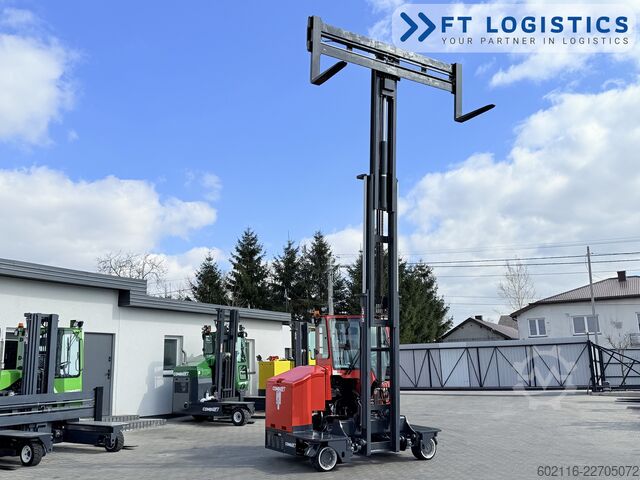 Chariot élévateur multidirectionnel Combilift C3000ET TRIPLEX 5940 WIDE FORK POSITIONE