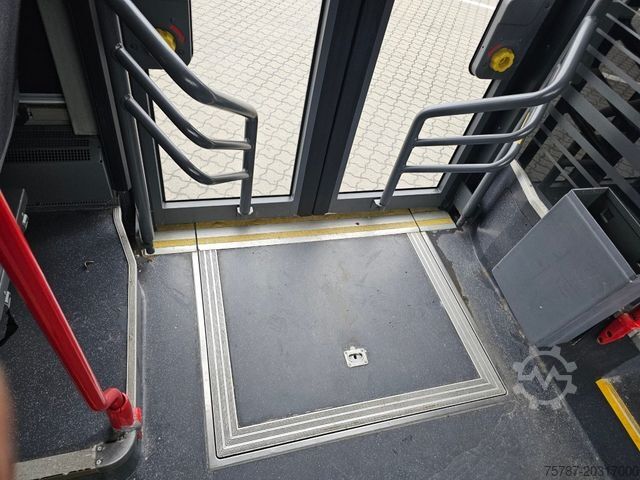 Gradski autobus MERCEDES-BENZ O530 LE, Retarder, Evobus, Fahrerklima