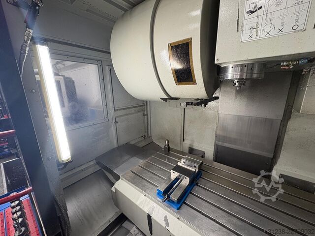 Horizontalus apdirbimo centras Quaser V204 CNC Vertical Machining Centre