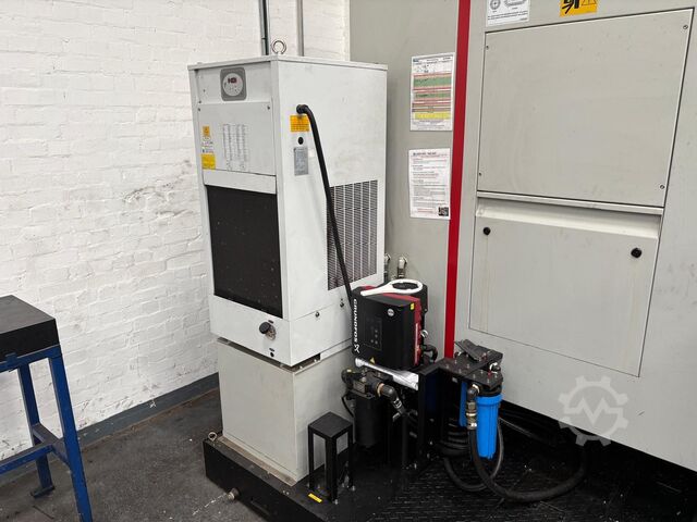 Horizontalus apdirbimo centras Quaser V204 CNC Vertical Machining Centre