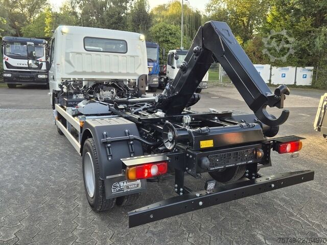کامیون کانتینربر تیلهویست Fuso Canter FUSO 7C18 Duonic City Abrollkipper