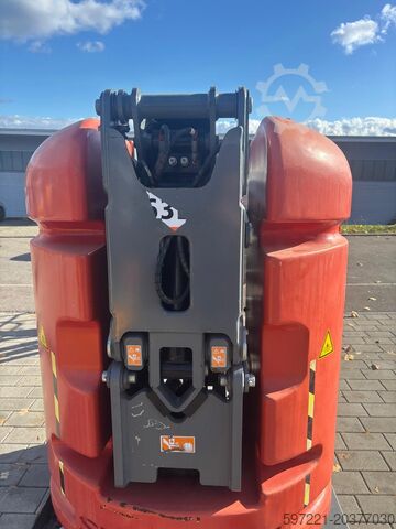 Zglobna ruka Skyjack SJ30ARJE 2WD