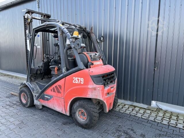 LPG-vorkheftruck Linde H25T-02