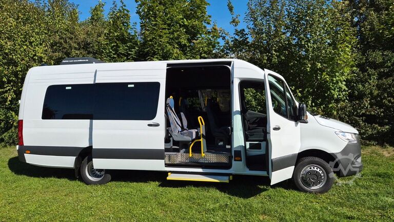 Kleinbus MERCEDES-BENZ 8 x 517 Sprinter Lord Light  22 SS Aktionspreis