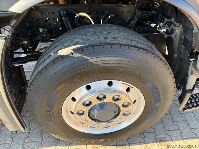 Standard SZM MERCEDES-BENZ ACTROS 1846 4x4 HAD Eur 6 Kipphydraulik Retarder