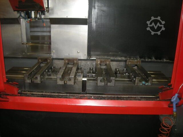Centro de mecanizado vertical CNC EMCO VMC 600
